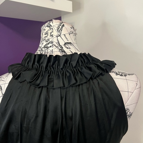 Donna Ricco Petite Sleeveless Little Black Dress - Picture 9 of 10